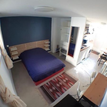 Beau Studio Equipe - Calme Et Confortable Bourg-en-Bresse Exterior photo